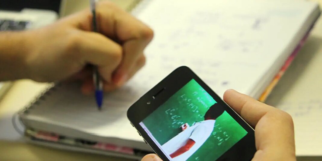 Alfabetização elevada facilita tarefas no mundo digital