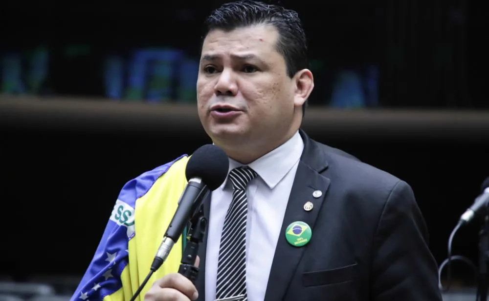 Câmara de Vitória pode ter evitado suspensão de deputado no ES