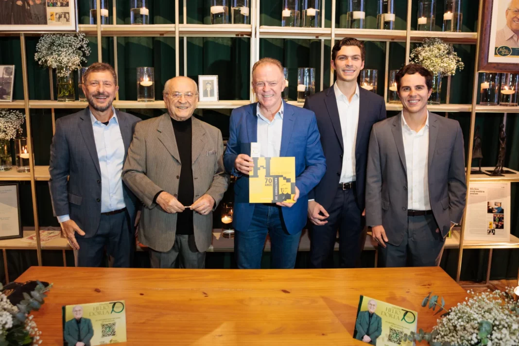 Rede Vitória celebra colunista recordista mundial e lança projeto ‘Folha Social’