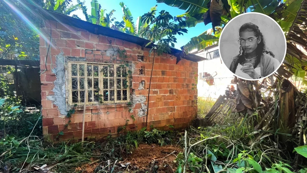 Jovem é encontrada sem cabeça em cova rasa no quintal de casa